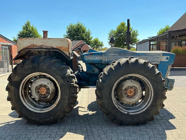 1974 county 1004 / 6f oldtimer tractor - afbeelding 25 van  25