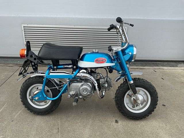1974 honda monkey z50a brommer - afbeelding 1 van  5