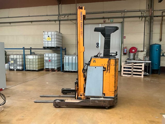 1974 jungheinrich & co vorkheftruck - afbeelding 6 van  7