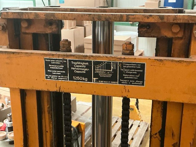 1974 jungheinrich & co vorkheftruck - afbeelding 7 van  7