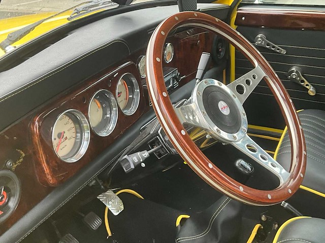 1974 leyland 1000 oldtimer - afbeelding 20 van  45