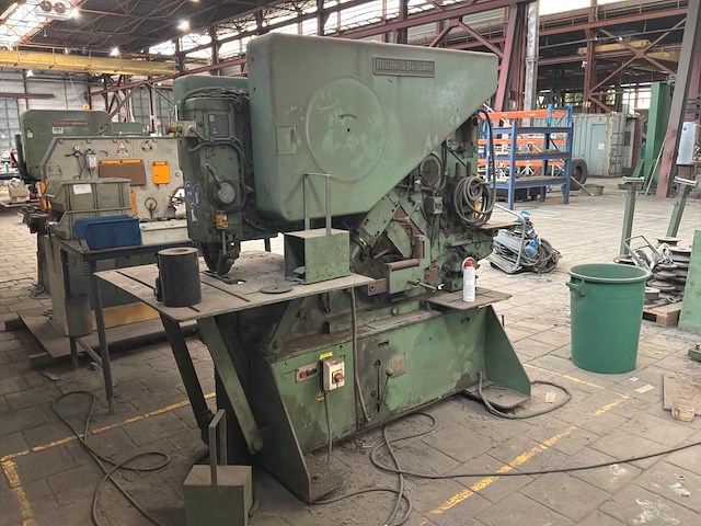 1974 muhc une bender kbl80-40 pons- en knipmachine - afbeelding 1 van  10