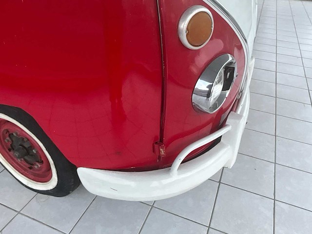 1974 volkswagen kombi oldtimer - afbeelding 3 van  31