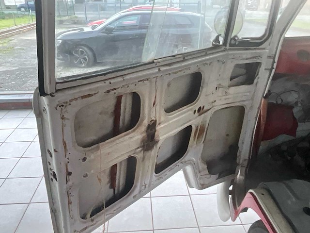 1974 volkswagen kombi oldtimer - afbeelding 5 van  31