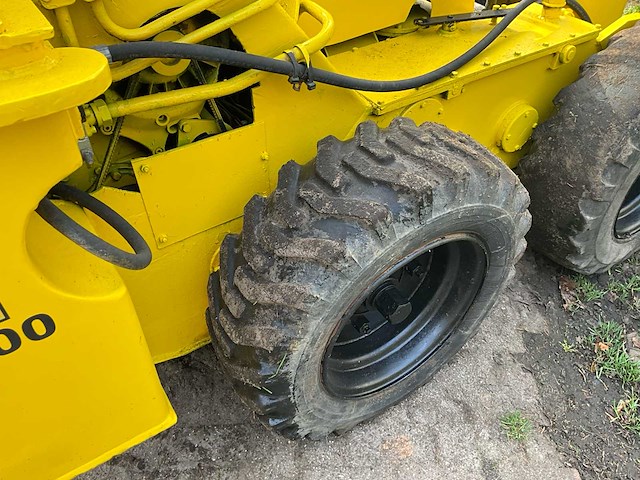 1975 claeys b400 compacte wiellader/ mini shovel - afbeelding 12 van  21
