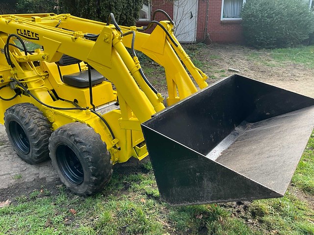 1975 claeys b400 compacte wiellader/ mini shovel - afbeelding 4 van  21