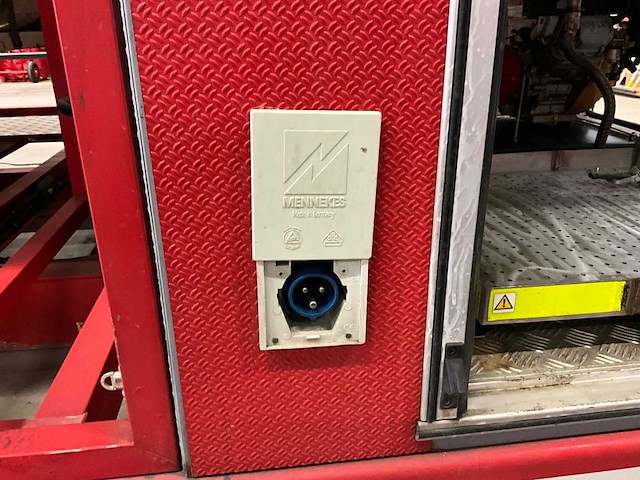 1975 minimax p1000 schuimpoedercontainer - afbeelding 10 van  23