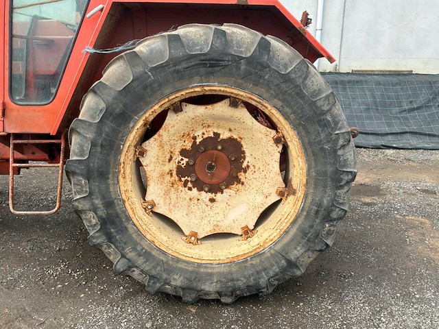 1975 renault 951 antieke tractor - afbeelding 19 van  29