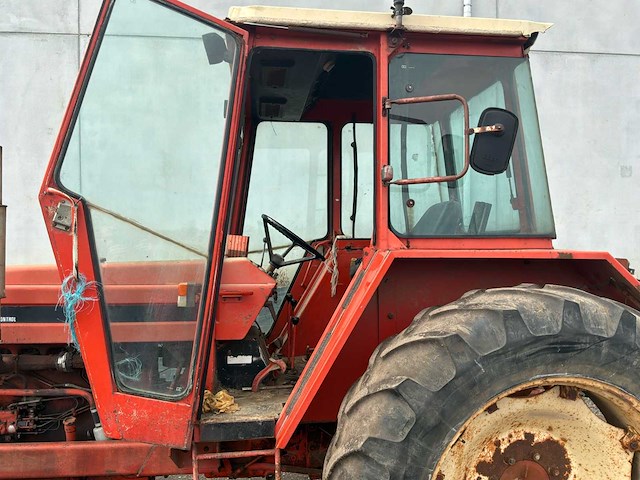 1975 renault 951 antieke tractor - afbeelding 29 van  29