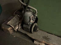 1975 univers dt 150 lasmanipulator - afbeelding 5 van  7