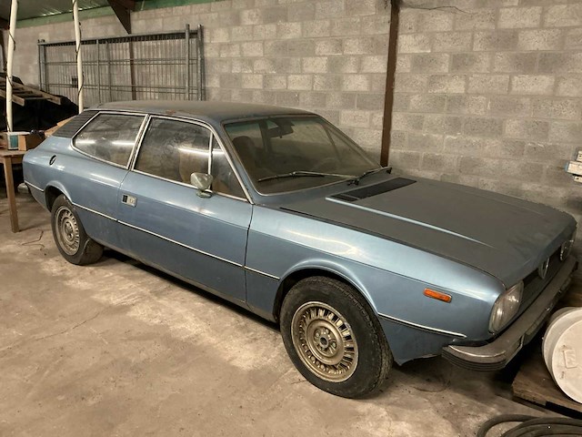 1976 - lancia beta hpe 2000 - afbeelding 1 van  13