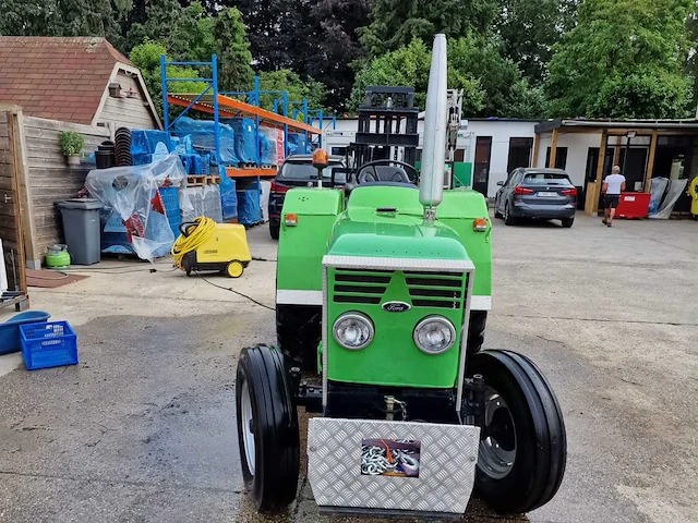 1976 deutz d4506-s oldtimer met achtergemonteerde hefmast - afbeelding 3 van  9