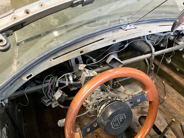 1976 mg b oldtimer(restauratieproject) - afbeelding 20 van  41