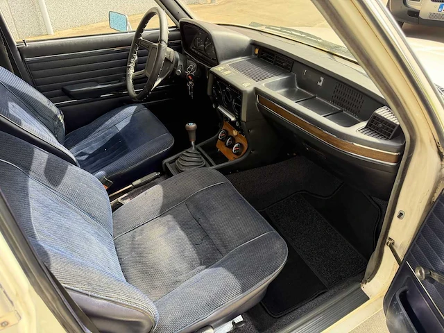 1977 bmw 518 - afbeelding 14 van  35
