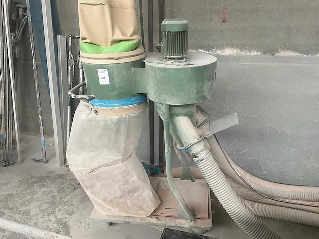 1977 harry europeen filter afzuiginstallatie - afbeelding 1 van  7