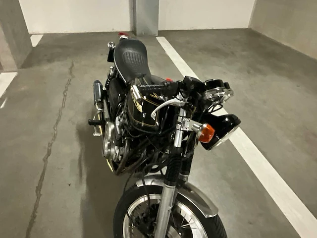 1977 honda cb550k3 - oldtimer motorfiets - afbeelding 13 van  26