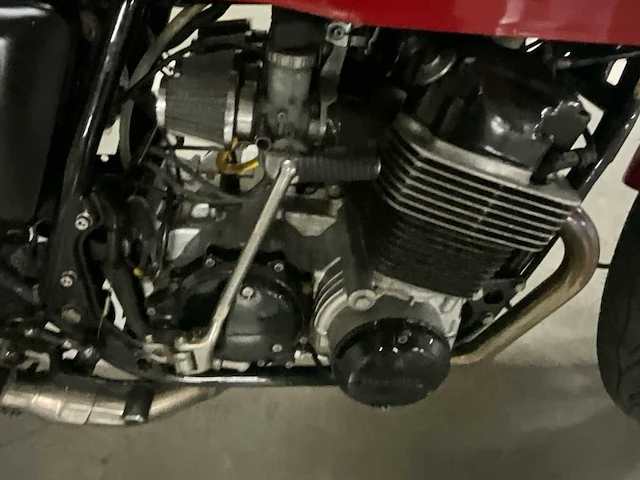 1977 honda cb750 -oldtimer motorfiets - afbeelding 18 van  21
