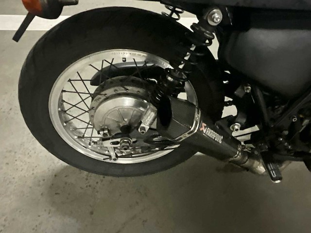 1977 honda cb750 -oldtimer motorfiets - afbeelding 18 van  20