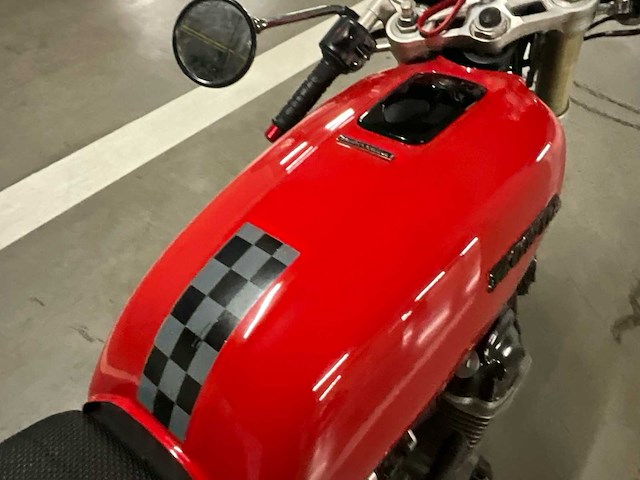 1977 honda cb750 -oldtimer motorfiets - afbeelding 20 van  20