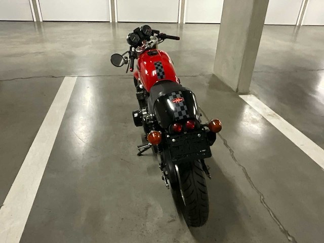 1977 honda cb750 -oldtimer motorfiets - afbeelding 15 van  21