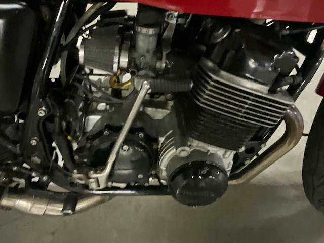 1977 honda cb750 -oldtimer motorfiets - afbeelding 18 van  21
