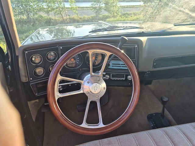 1978 chevrolet k20 pick-up v8 5.7 - body-off gerestaureerd - belgische inschrijving - afbeelding 14 van  40