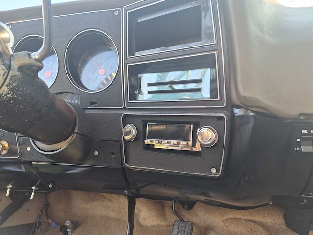 1978 chevrolet k20 pick-up v8 5.7 - body-off gerestaureerd - belgische inschrijving - afbeelding 18 van  40