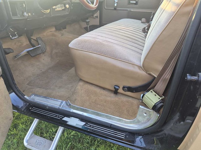 1978 chevrolet k20 pick-up v8 5.7 - body-off gerestaureerd - belgische inschrijving - afbeelding 24 van  40
