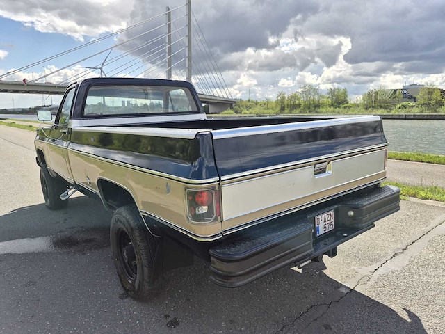 1978 chevrolet k20 pick-up v8 5.7 - body-off gerestaureerd - belgische inschrijving - afbeelding 23 van  40