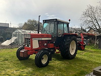 1978 international tweewielaangedreven landbouwtractor - afbeelding 1 van  17