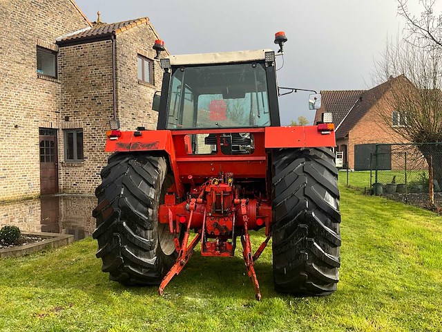 1978 international tweewielaangedreven landbouwtractor - afbeelding 14 van  17