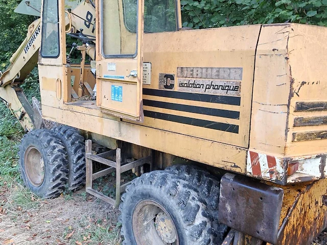 1978 liebherr a911 bouwkraan - 1978 liebherr a 911 wielgraafmachine - afbeelding 5 van  8