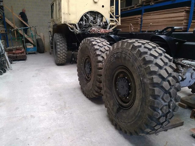 1978 man kat 7tmil 6x6 vrachtwagen - afbeelding 18 van  21