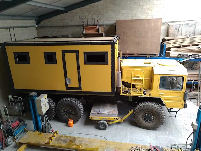 1978 man kat 7tmil 6x6 vrachtwagen - afbeelding 12 van  21