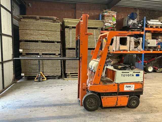 1978 toyota 2fbc10 vorkheftruck - afbeelding 1 van  12