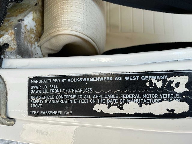 1978 volkswagen cabrio kever 1.6 injectie white edition karmann - afbeelding 29 van  42