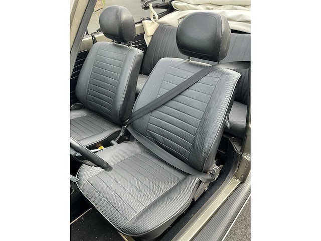 1978 volkswagen kever cabrio oldtimer - afbeelding 28 van  35