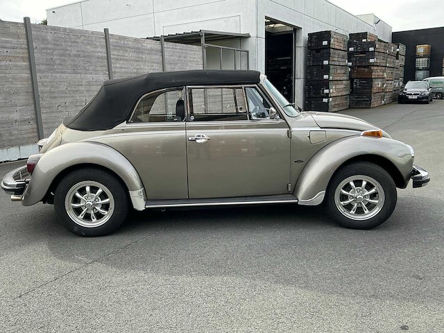 1978 volkswagen kever cabrio oldtimer - afbeelding 25 van  35
