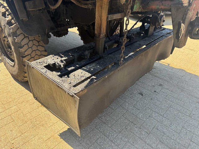1979 - mercedes unimog 424 - 4x4 - afbeelding 21 van  24