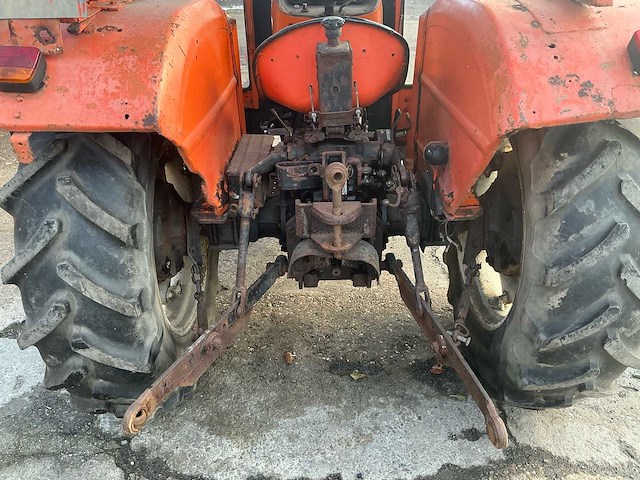1979 fiat 450 oldtimer tractor - afbeelding 6 van  24