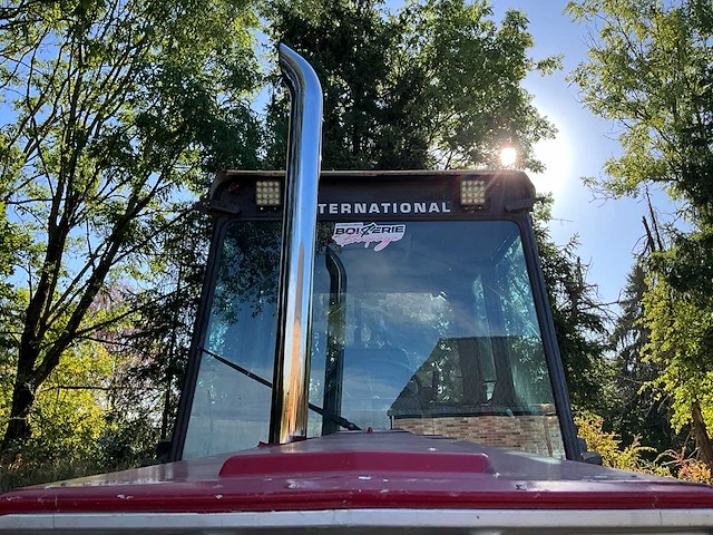 1979 international 1055 4wd landbouwtractor - afbeelding 11 van  29