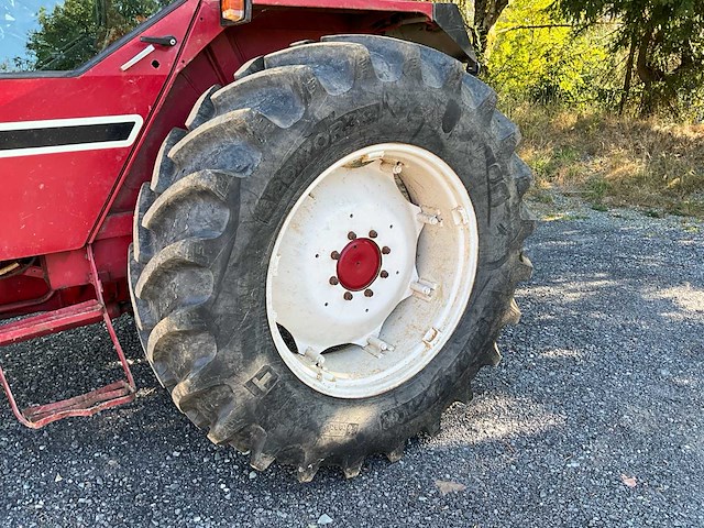 1979 international 1055 4wd landbouwtractor - afbeelding 12 van  29