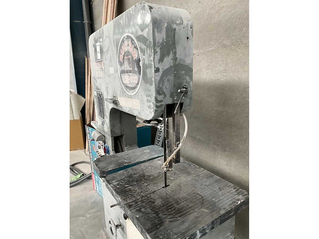 1979 leten lcm-600 verticale bandzaagmachine - afbeelding 2 van  9