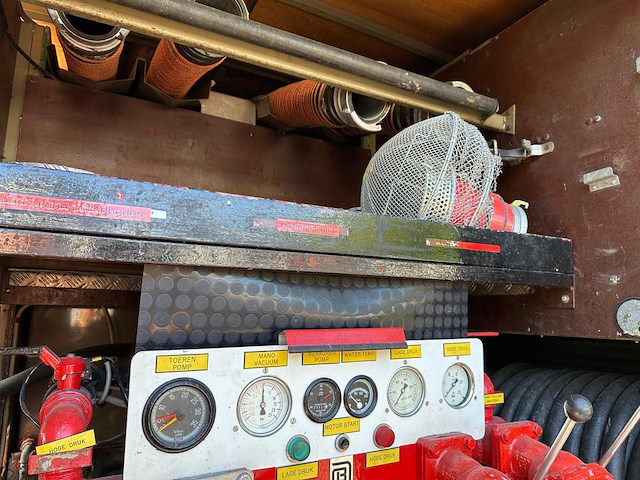 1979 mercedes-benz brandweerwagen - afbeelding 11 van  25