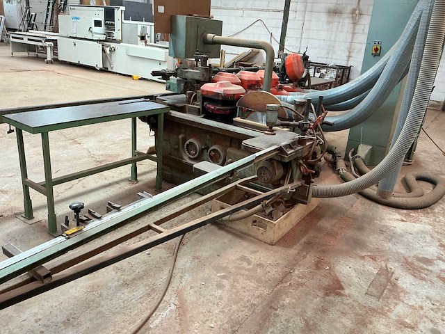 1979 okoma uf 4s profileermachine en pennenbank - afbeelding 5 van  22