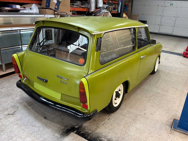 1979 trabant break 601 oldtimer foodtruck - afbeelding 13 van  17
