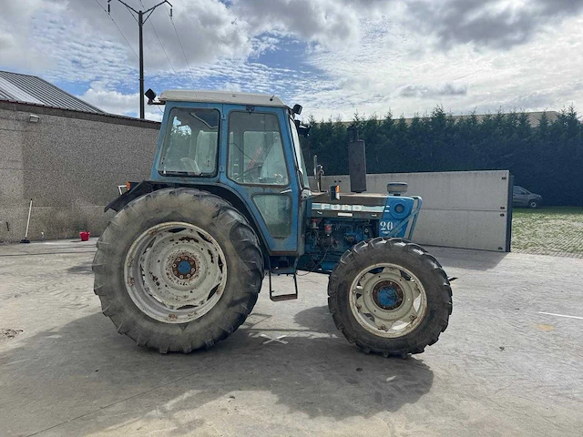 1980 - ford - 5610 - 4-wheel drive tractor - afbeelding 10 van  16