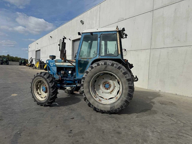 1980 - ford - 5610 - 4-wheel drive tractor - afbeelding 13 van  16