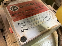 1980 dewalt dw110 radiaalafkortzaagmachine - afbeelding 5 van  5