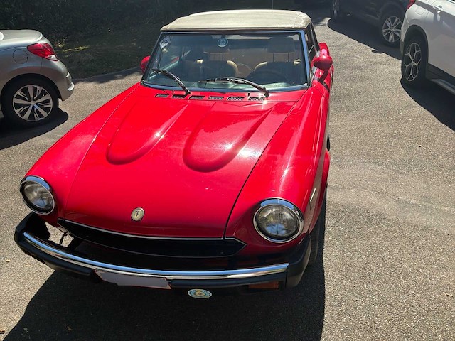 1980 fiat spider 124 cabriolet auto - afbeelding 1 van  42